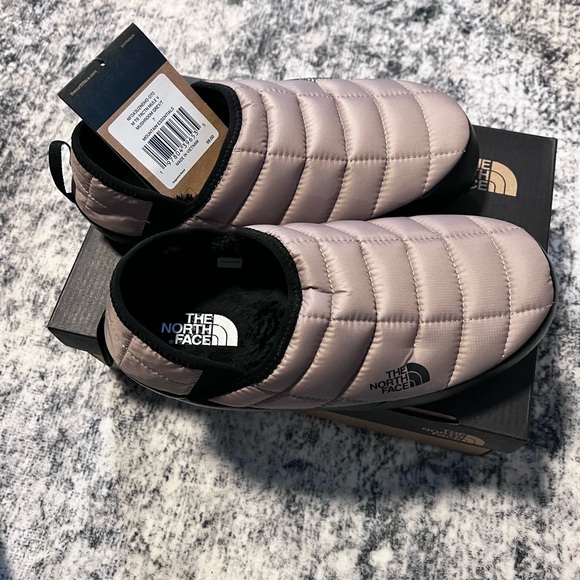 The North Face Quilted Slip-Ons in Mushroom Gray - Picture 7 of 7